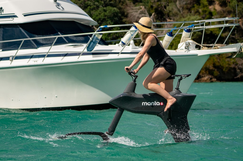 The new Manta5 Hydrofoiler SL3 is an ebike you can ride on water